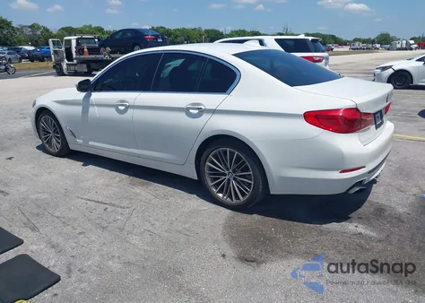 2018 BMW 540I из США, поврежденный, VIN WBAJE5C5XJWA96101